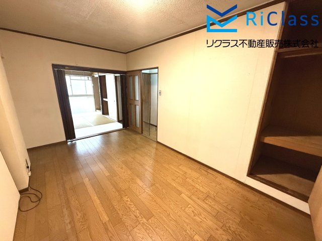 灘ビラーの洋室|洋室です