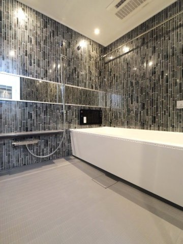 プレジオ宝塚ASIANの浴室