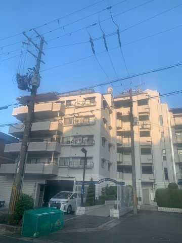 シャルマンコーポ山科なぎの辻の外観