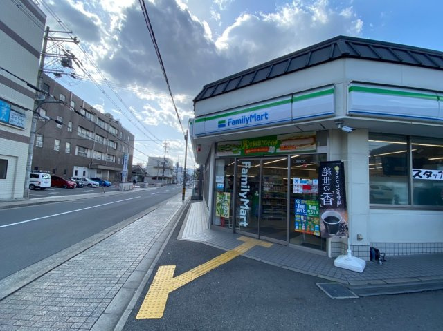 二条プラザの周辺