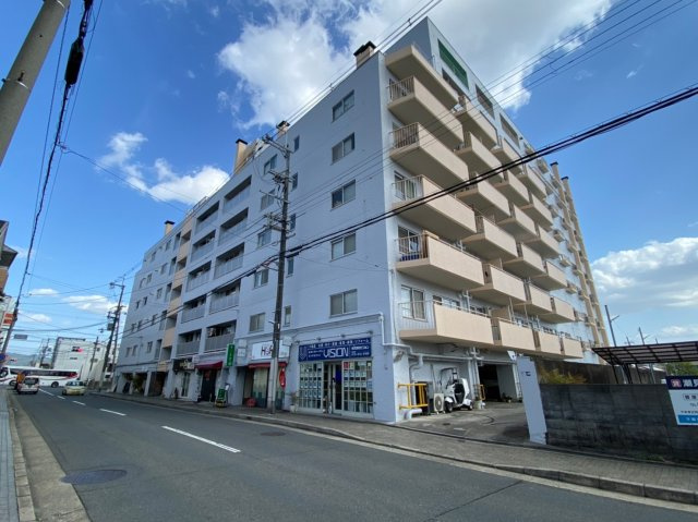 二条プラザの外観