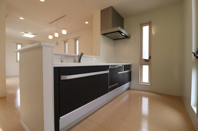 岡山市中区国富の一戸建てのキッチン