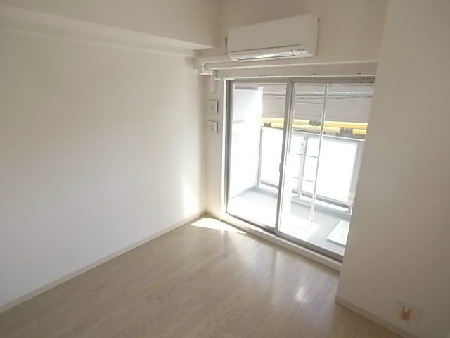 エスリード神戸WESTの洋室