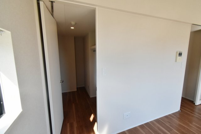 SUN BRIGHTの内装|ウォークインクローゼット