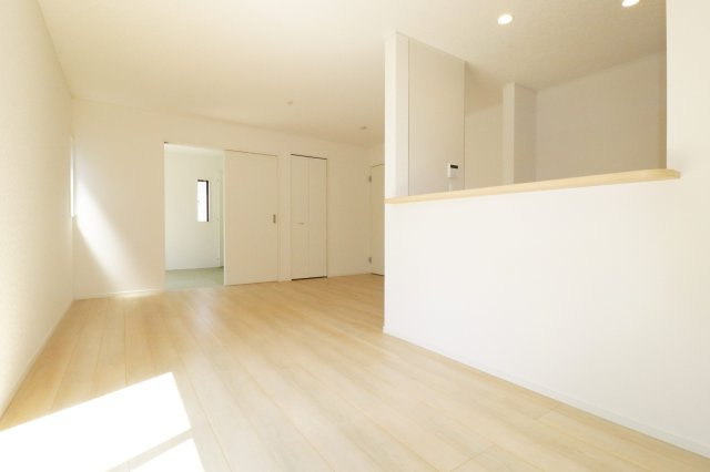 郡山市富久山町福原字大師前　　　６号棟　　　行健小学校、明健中学区の居間・リビング