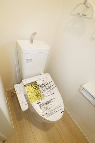 郡山市富久山町福原字大師前　　　６号棟　　　行健小学校、明健中学区のトイレ