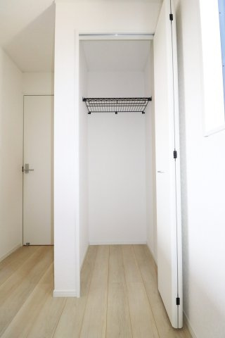 郡山市富久山町福原字大師前　　　６号棟　　　行健小学校、明健中学区の収納