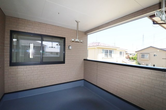 郡山市富久山町福原字大師前　　　６号棟　　　行健小学校、明健中学区のバルコニー