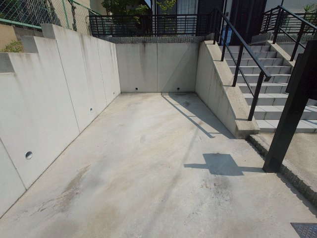 ◆スーパー、ドラッグストアが徒歩７分以内◆全居室６帖以上の３ＬＤＫ◆亀岡市西つつじケ丘大山台１丁目の駐車場|駐車場