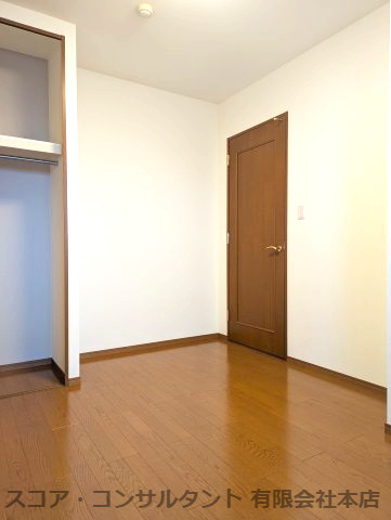 レクセルマンション茅ヶ崎の洋室