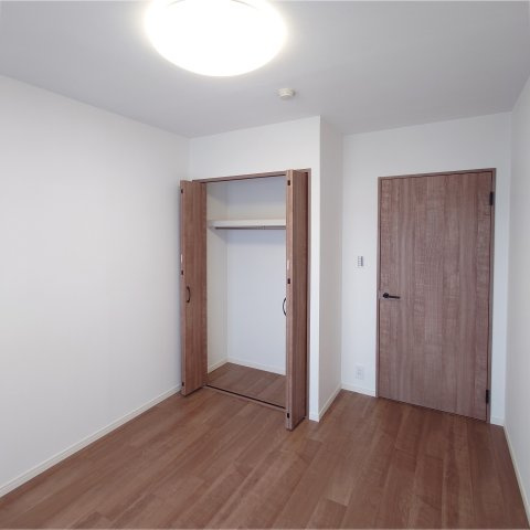 磯子汐見台ヒルズの洋室