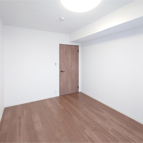 磯子汐見台ヒルズの洋室