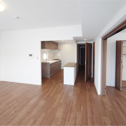 磯子汐見台ヒルズの居間・リビング