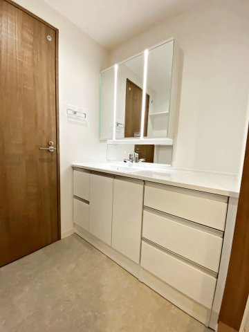 ヨコハマアイランドガーデンの洗面所