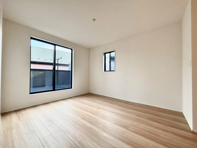 野田市山崎７期　新築戸建　2号棟の寝室|7.5帖の主寝室です！