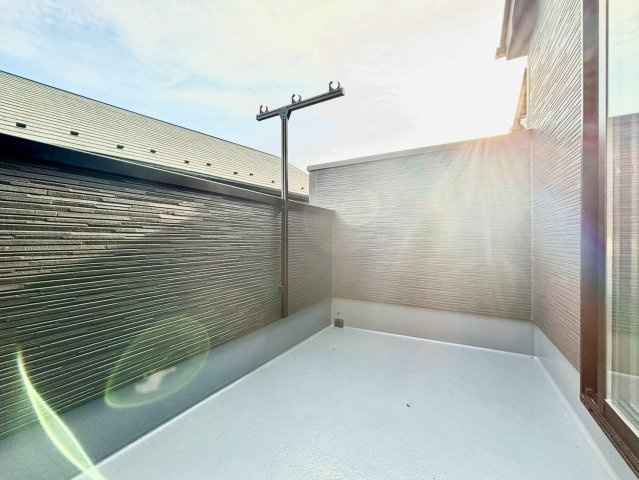 野田市山崎７期　新築戸建　2号棟のバルコニー|南向きのバルコニーはしっかり日が当たります！