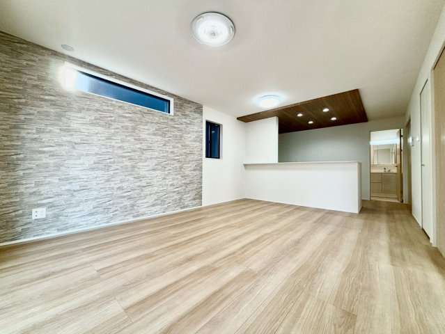 野田市山崎７期　新築戸建　2号棟の居間・リビング|16帖のLDKです！