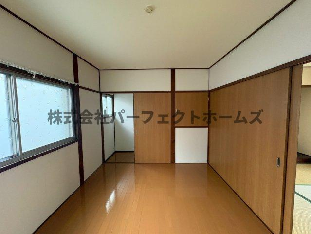 楠葉野田1丁目テラスハウスの周辺