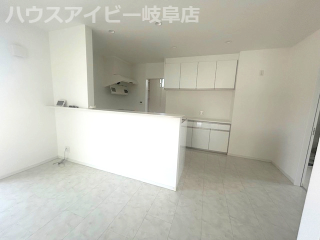 【居間・リビング】の画像