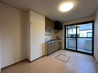 【内装】 | ロイヤルガーデン子安 A