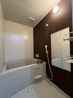【浴室】 | ロイヤルガーデン子安 A