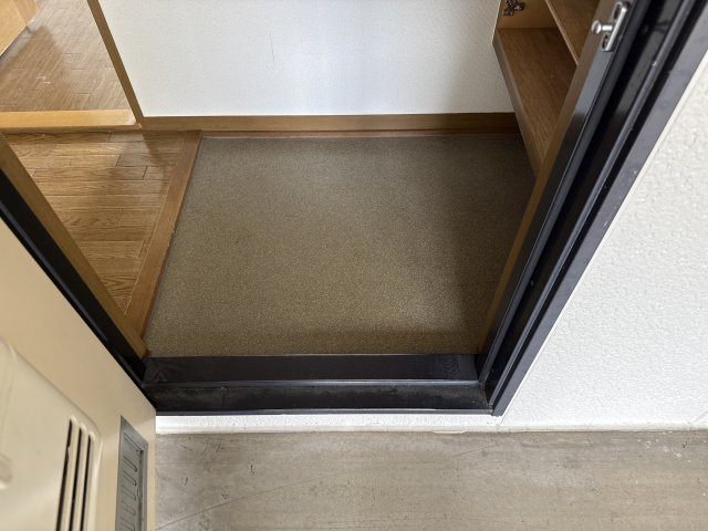 サニーハイツ田寺　B棟の玄関