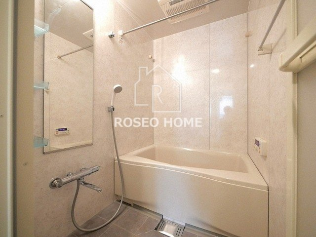 アーバンフラッツ瓦町の浴室