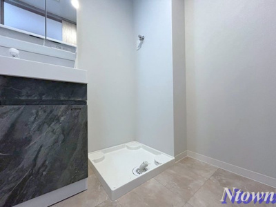 【設備】 | S-RESIDENCE亀島駅前blaze | 洗濯機置き場です。
