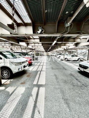 グランドールサンパティオの駐車場