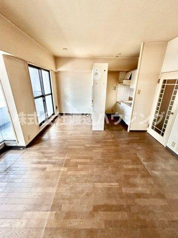 グランドールサンパティオの居間・リビング