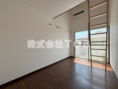 【洋室】 | 若葉町2丁目テラスハウス | 洋室5.5帖②