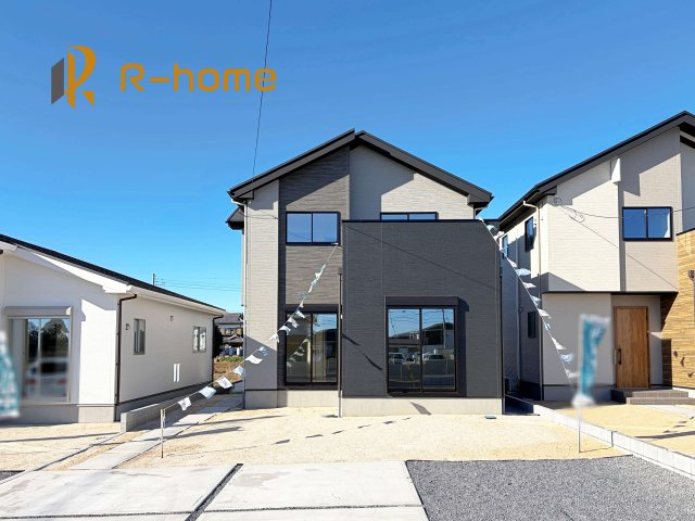 石岡市茨城1期　新築戸建て　2号棟の外観|ご予約を頂ければ、『平日』はもちろん『早朝』や『夜間』もご見学可能です♪お気軽にお申し付けください♪