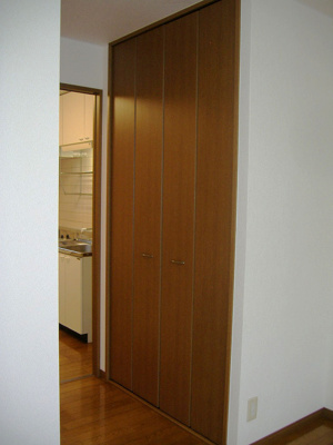 【収納】 | ハイネス | （クローゼット）