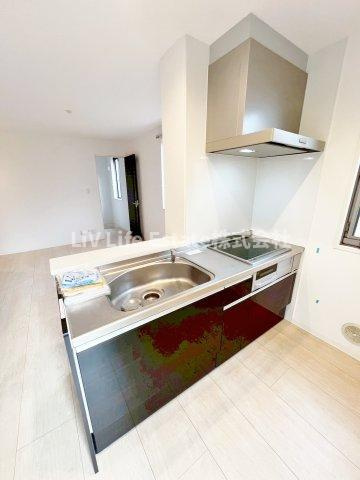 小平市小川町１丁目のアパートのキッチン