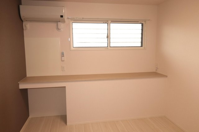 【新築】アルファコートの洋室