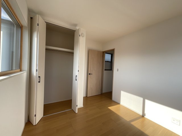 美園町戸建PJの洋室