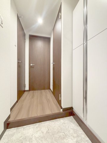 「防音マンション」ラシクラス上板橋の玄関|ゆったりとした玄関です