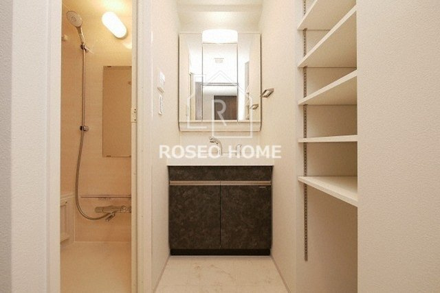 J.GRAN Court京町堀の洗面所