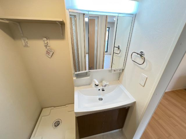 Ｇ・シエルクレールの洗面所|洗面