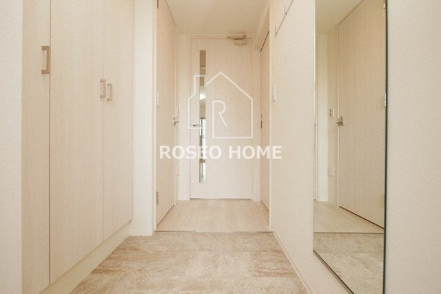 J.GRAN Court京町堀の玄関