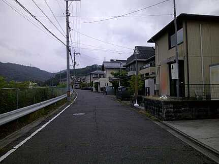 矢野南4丁目の前面道路含む現地写真
