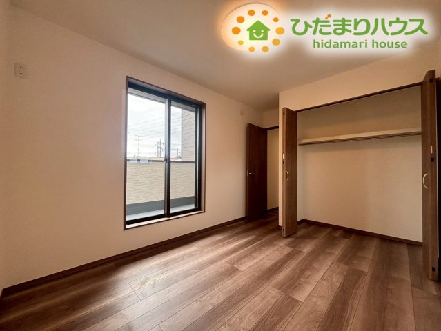 熊谷市上之　第9期　新築一戸建て　ワイウッドコート　04の子供部屋|机にベットを置けば子供部屋の完成です！				
