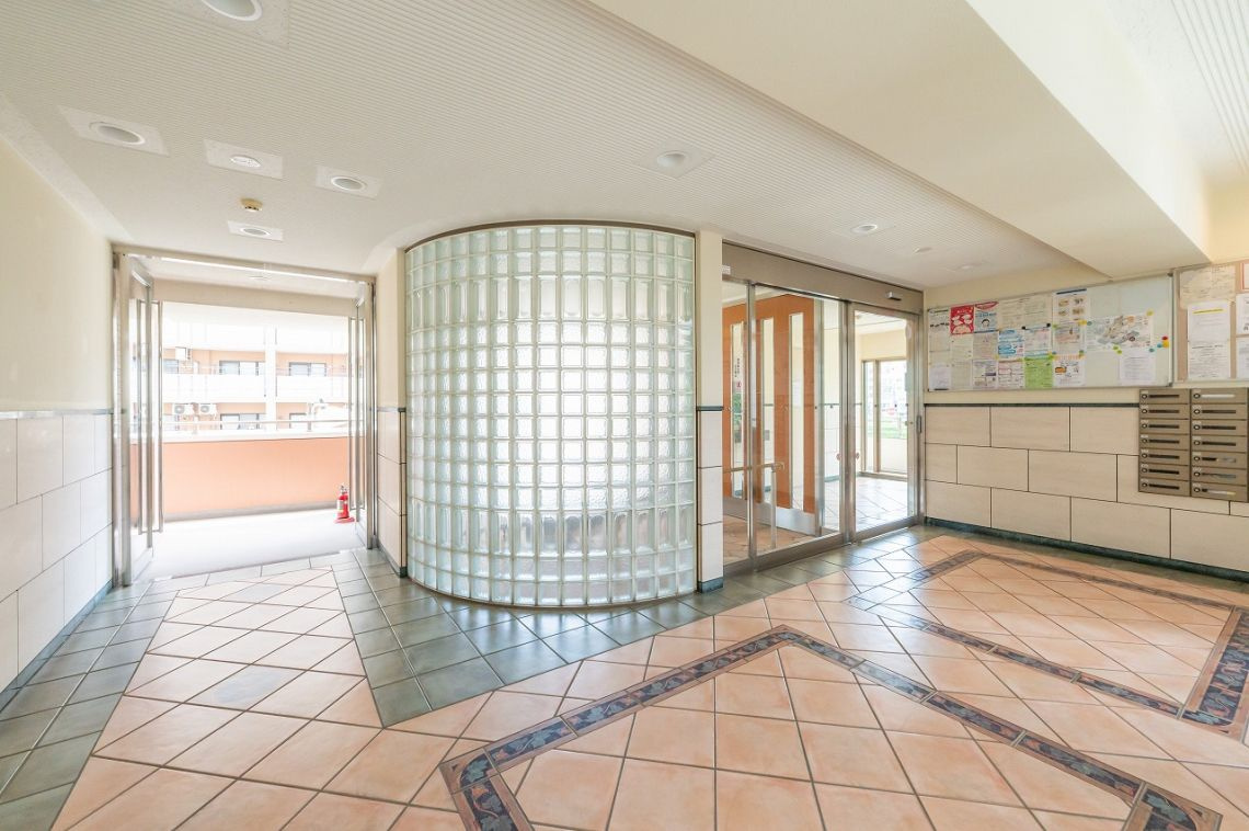 専用ポーチはプライベート感を演出♪【エルズ横濱】リノベのその他共用部分