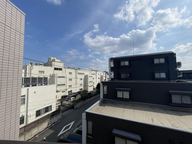 【展望】 | サーパス和光 | 5階上階無し南東角部屋につき陽当り・通風・眺望良好