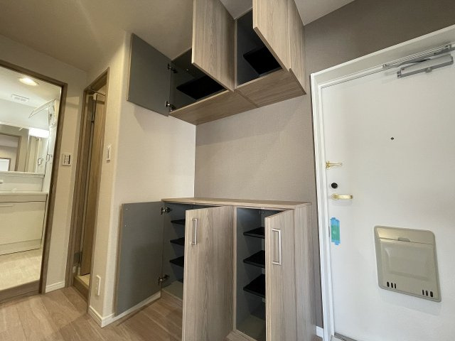 【玄関】 | サーパス和光 | 小さいお子様でも靴の出し入れ楽々です。