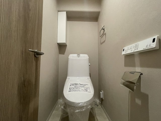 【トイレ】 | サーパス和光 | ペーパー収納付、温水洗浄便座一体型トイレ