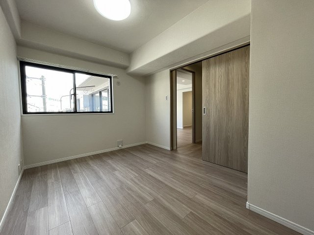 【洋室】 | サーパス和光 | 全室採光あり！在宅勤務の方やペットのいるご家庭にもおすすめの物件です。