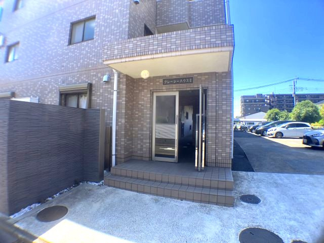 グレーシーハウスⅡのエントランス
