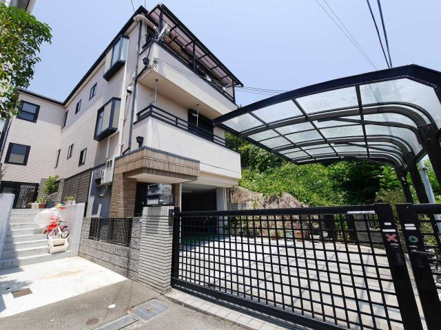 会下山町2丁目戸建の外観
