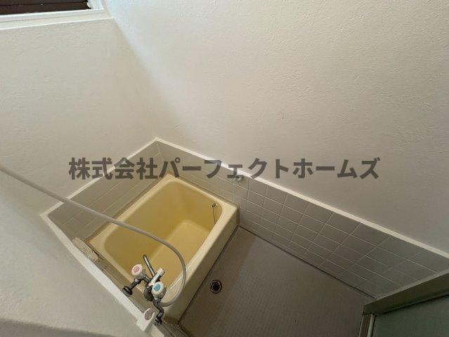 田口1丁目テラスハウスの浴室|日々の疲れを癒すお風呂付です